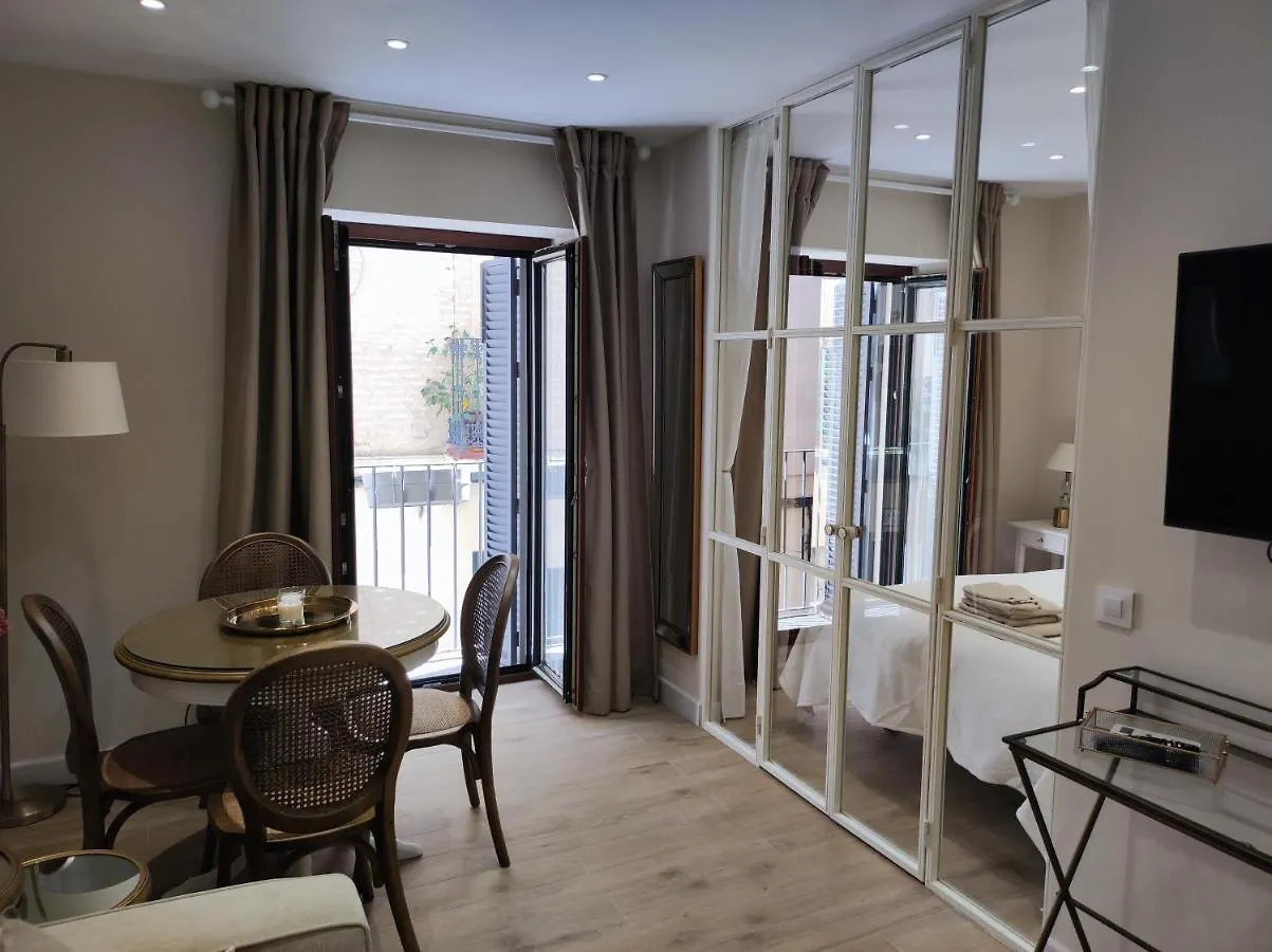Apartamento Premium En El Centro De Sevilla contacts